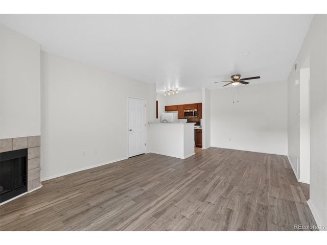 911 S Zeno Way 102, Aurora, CO 80017