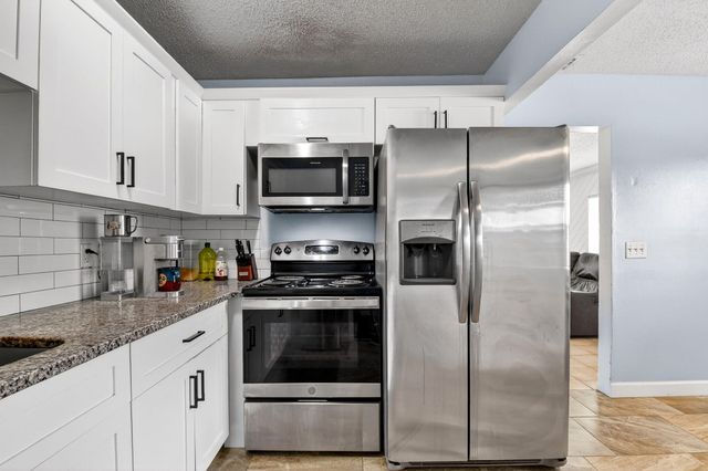 5721 Coconut Road, West Palm Beach, FL 33413