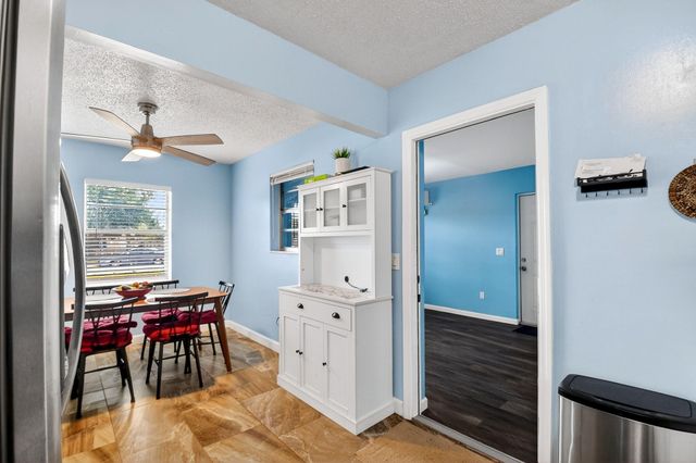 5721 Coconut Road, West Palm Beach, FL 33413