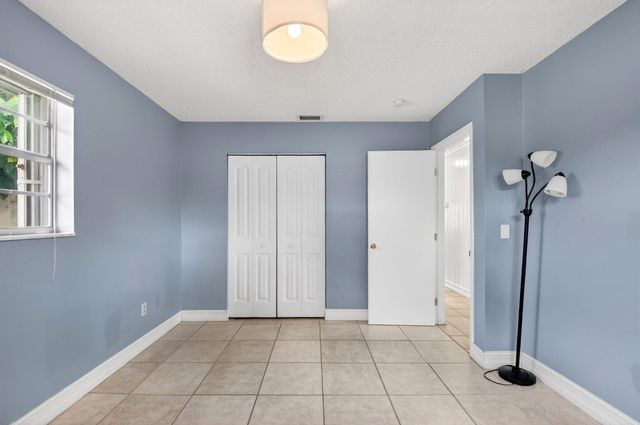 5721 Coconut Road, West Palm Beach, FL 33413