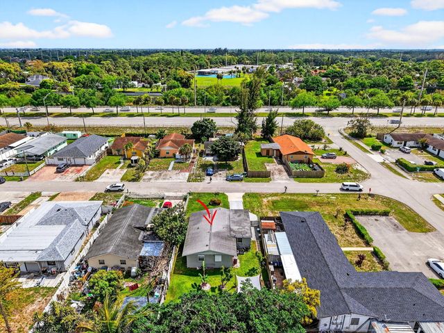 5721 Coconut Road, West Palm Beach, FL 33413