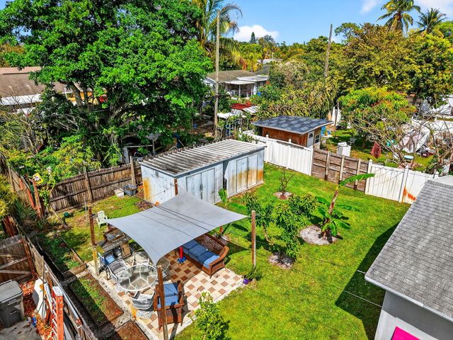 5721 Coconut Road, West Palm Beach, FL 33413