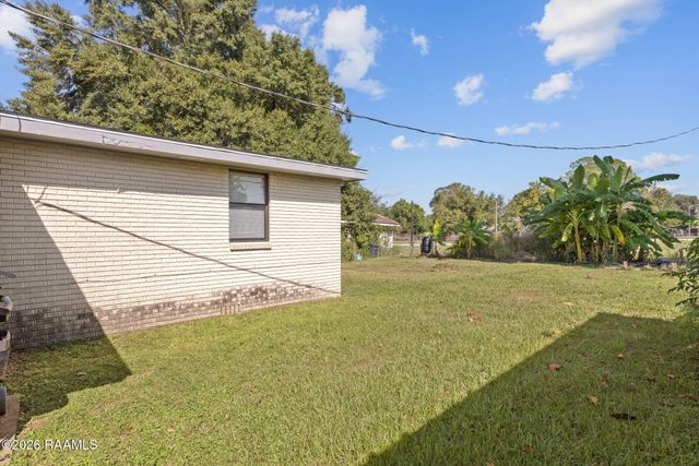 104 Kris Drive, Lafayette, LA 70501