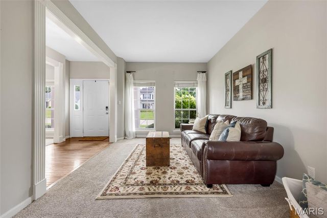 501 Oxborough Court, St Peters, MO 63376