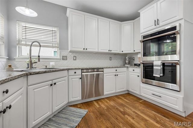 501 Oxborough Court, St Peters, MO 63376