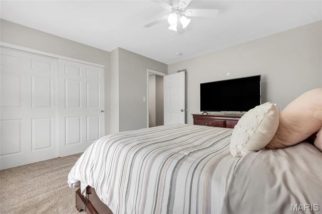 501 Oxborough Court, St Peters, MO 63376