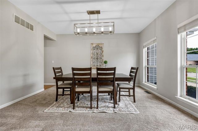 501 Oxborough Court, St Peters, MO 63376