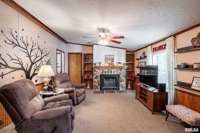 107 GEORGE Street, Hurst, IL 62949