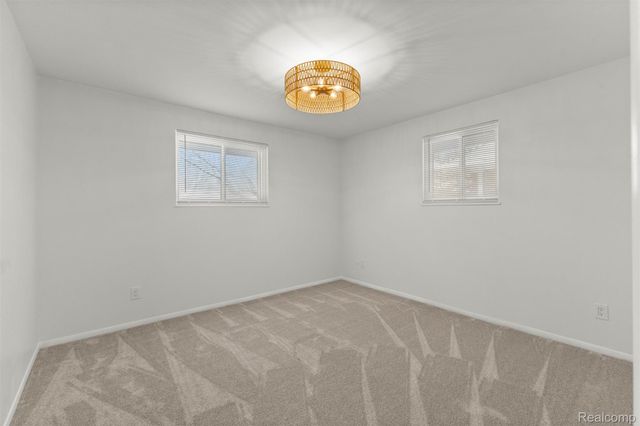 15345 Bainbridge Street, Livonia, MI 48154