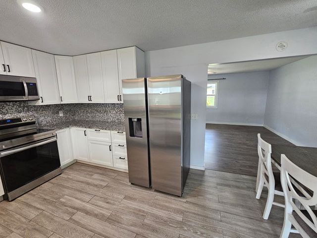 309 Southview Avenue, Ava, MO 65608