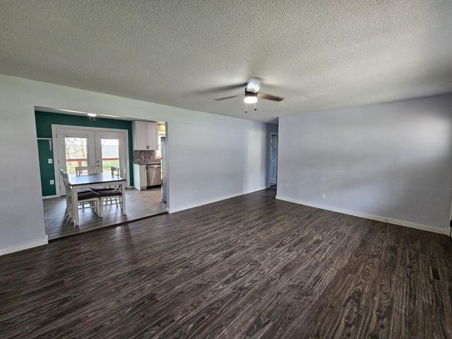 309 Southview Avenue, Ava, MO 65608