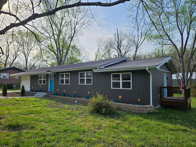 309 Southview Avenue, Ava, MO 65608