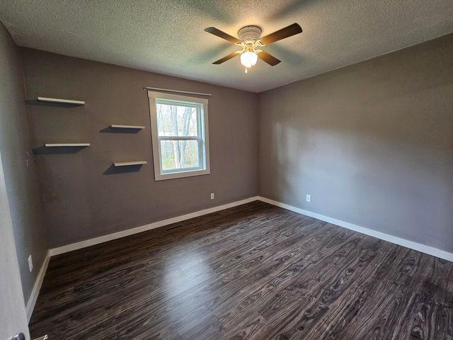 309 Southview Avenue, Ava, MO 65608