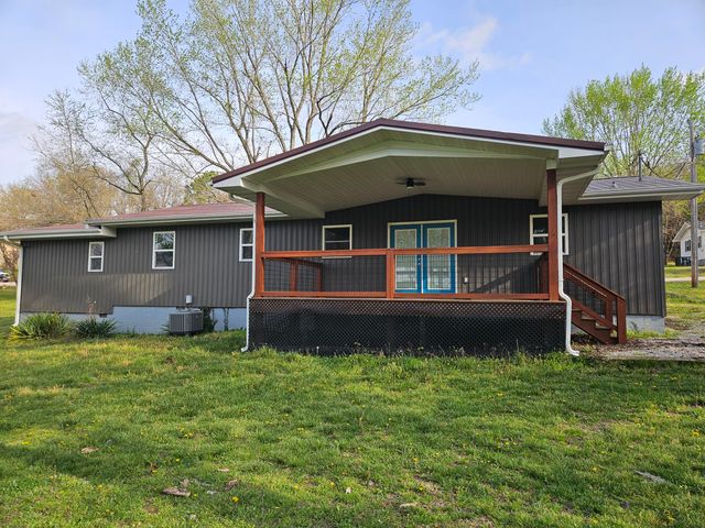 309 Southview Avenue, Ava, MO 65608