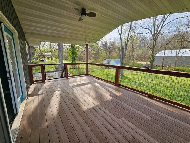 309 Southview Avenue, Ava, MO 65608