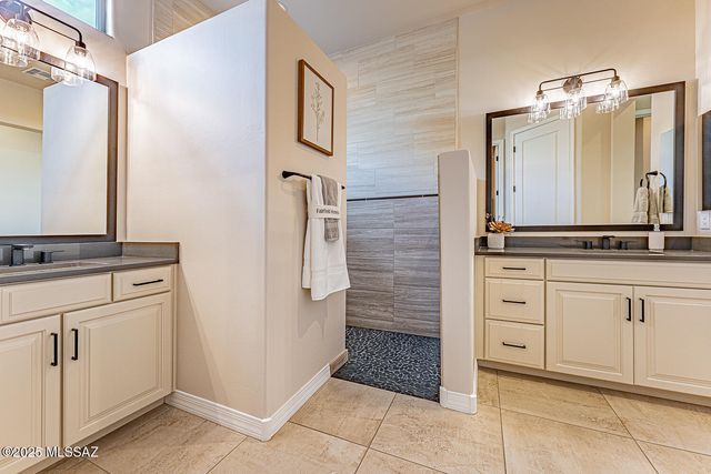 846 W Tranquil Water Path, Green Valley, AZ 85614