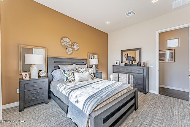 846 W Tranquil Water Path, Green Valley, AZ 85614