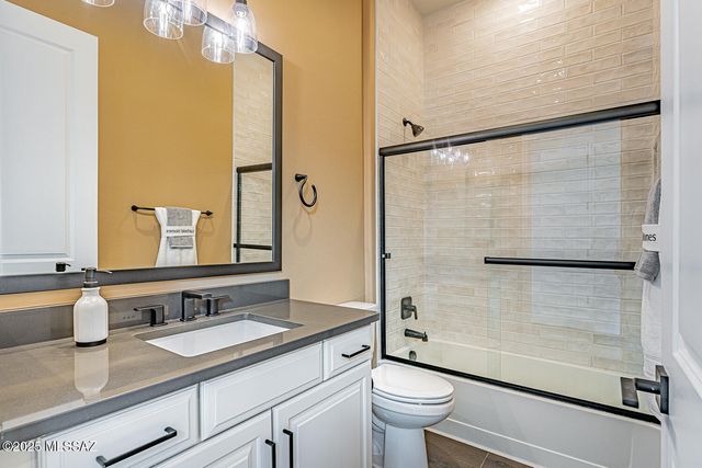 846 W Tranquil Water Path, Green Valley, AZ 85614