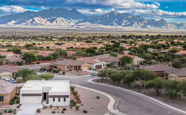 846 W Tranquil Water Path, Green Valley, AZ 85614