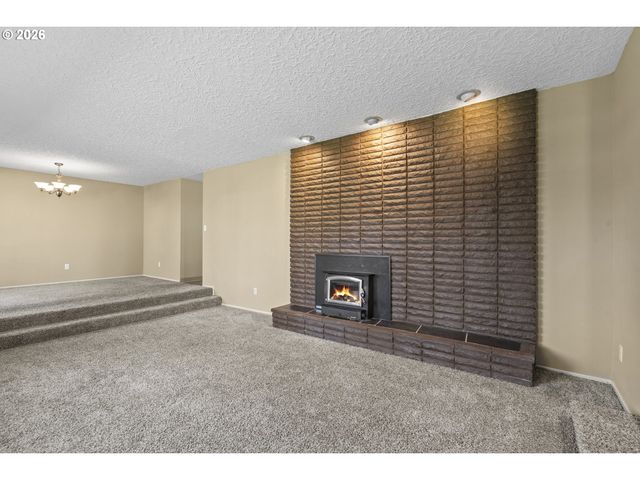 610 Ne 8TH Ave, Battle Ground, WA 98604