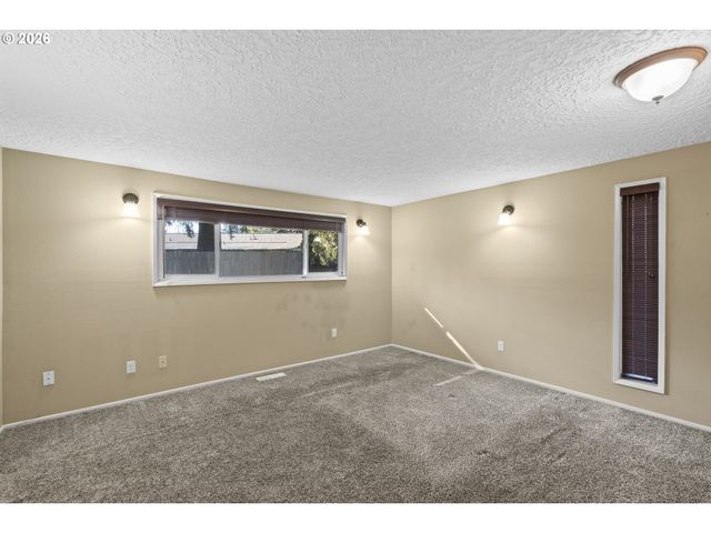 610 Ne 8TH Ave, Battle Ground, WA 98604