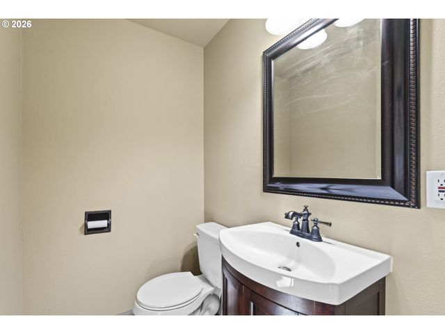 610 Ne 8TH Ave, Battle Ground, WA 98604