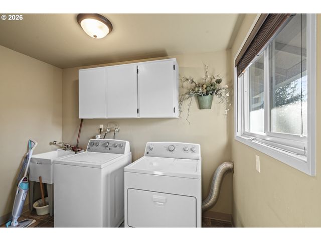 610 Ne 8TH Ave, Battle Ground, WA 98604