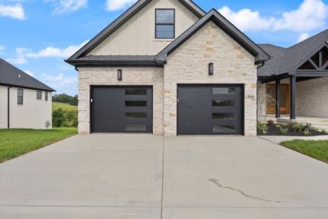 229 Brandenburg Way, Richmond, KY 40475