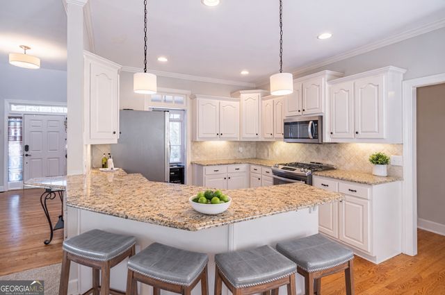 619 Richmond Place, Loganville, GA 30052