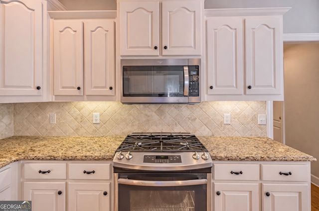 619 Richmond Place, Loganville, GA 30052