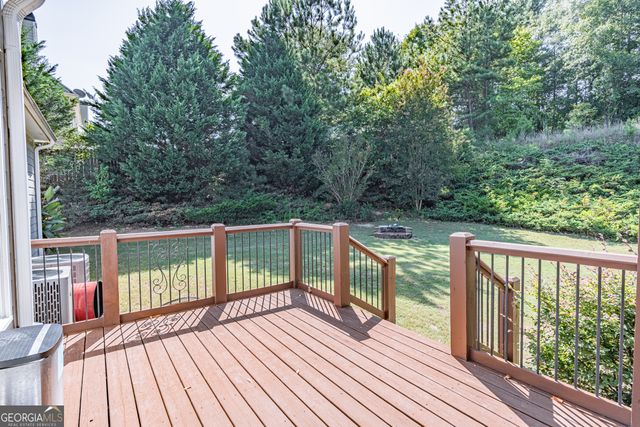 619 Richmond Place, Loganville, GA 30052