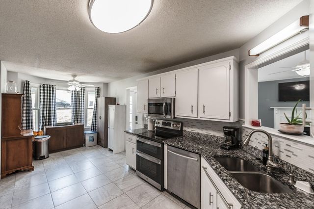 748 W Creek Drive, Clarksville, TN 37040