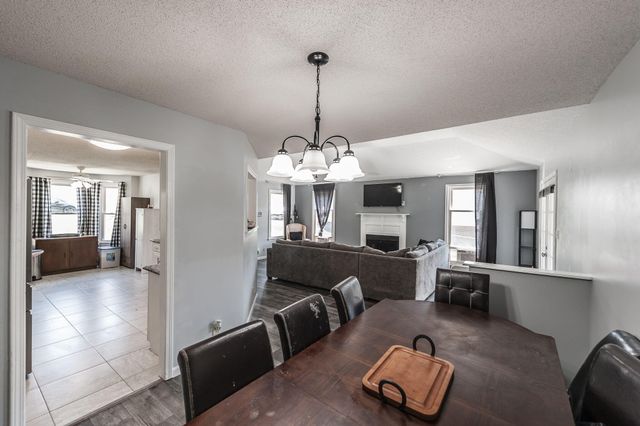 748 W Creek Drive, Clarksville, TN 37040