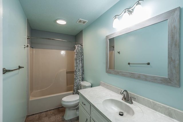 748 W Creek Drive, Clarksville, TN 37040