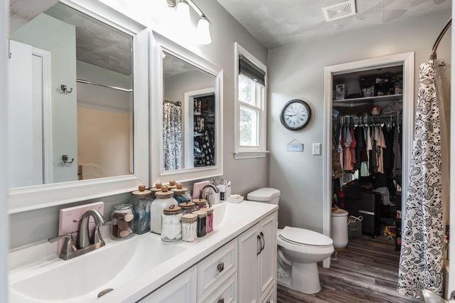 748 W Creek Drive, Clarksville, TN 37040