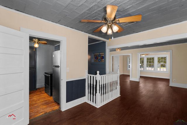107 St John Street, Jefferson, TX 75657