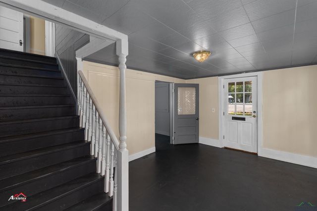 107 St John Street, Jefferson, TX 75657
