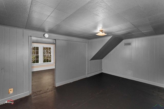 107 St John Street, Jefferson, TX 75657