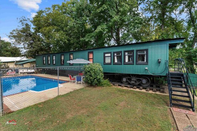 107 St John Street, Jefferson, TX 75657