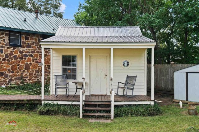 107 St John Street, Jefferson, TX 75657