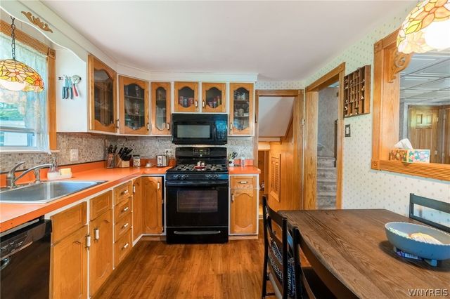 4430 Harris Hill Road, Clarence, NY 14221