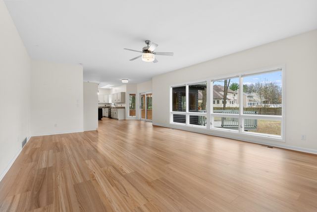 5363 Four Seasons Drive, Kalamazoo, MI 49009