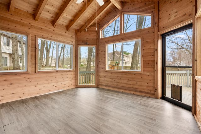 5363 Four Seasons Drive, Kalamazoo, MI 49009