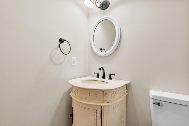 5363 Four Seasons Drive, Kalamazoo, MI 49009