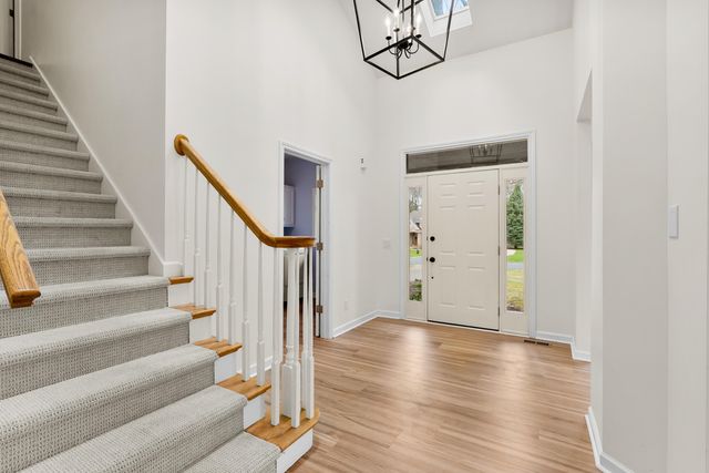 5363 Four Seasons Drive, Kalamazoo, MI 49009