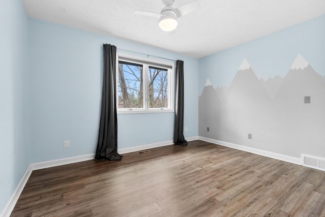 5363 Four Seasons Drive, Kalamazoo, MI 49009