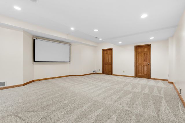 5363 Four Seasons Drive, Kalamazoo, MI 49009