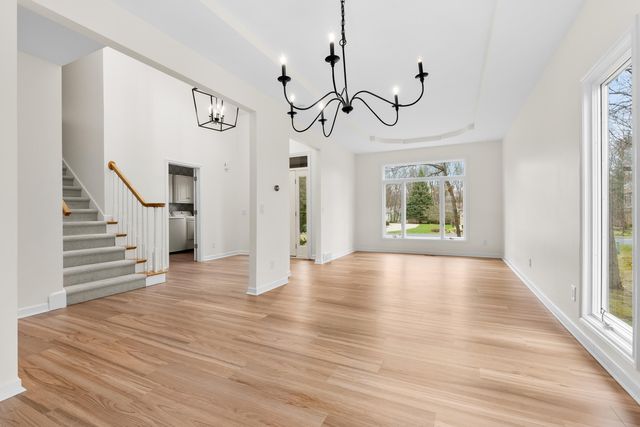 5363 Four Seasons Drive, Kalamazoo, MI 49009