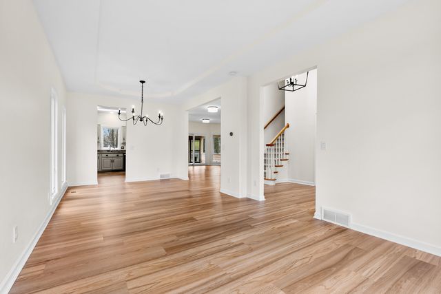 5363 Four Seasons Drive, Kalamazoo, MI 49009