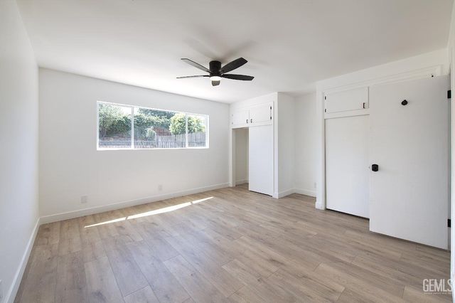 2425 Castle Drive, Bakersfield, CA 93306
